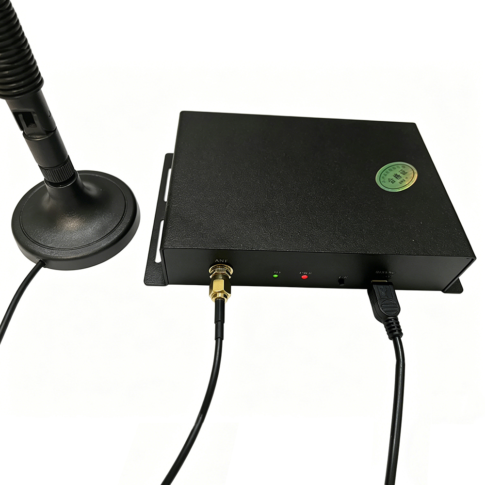YANTOK YT-EMT100PRO professional 3D display emitter, high-performance 3D signal transmitter for commercial and industrial applications